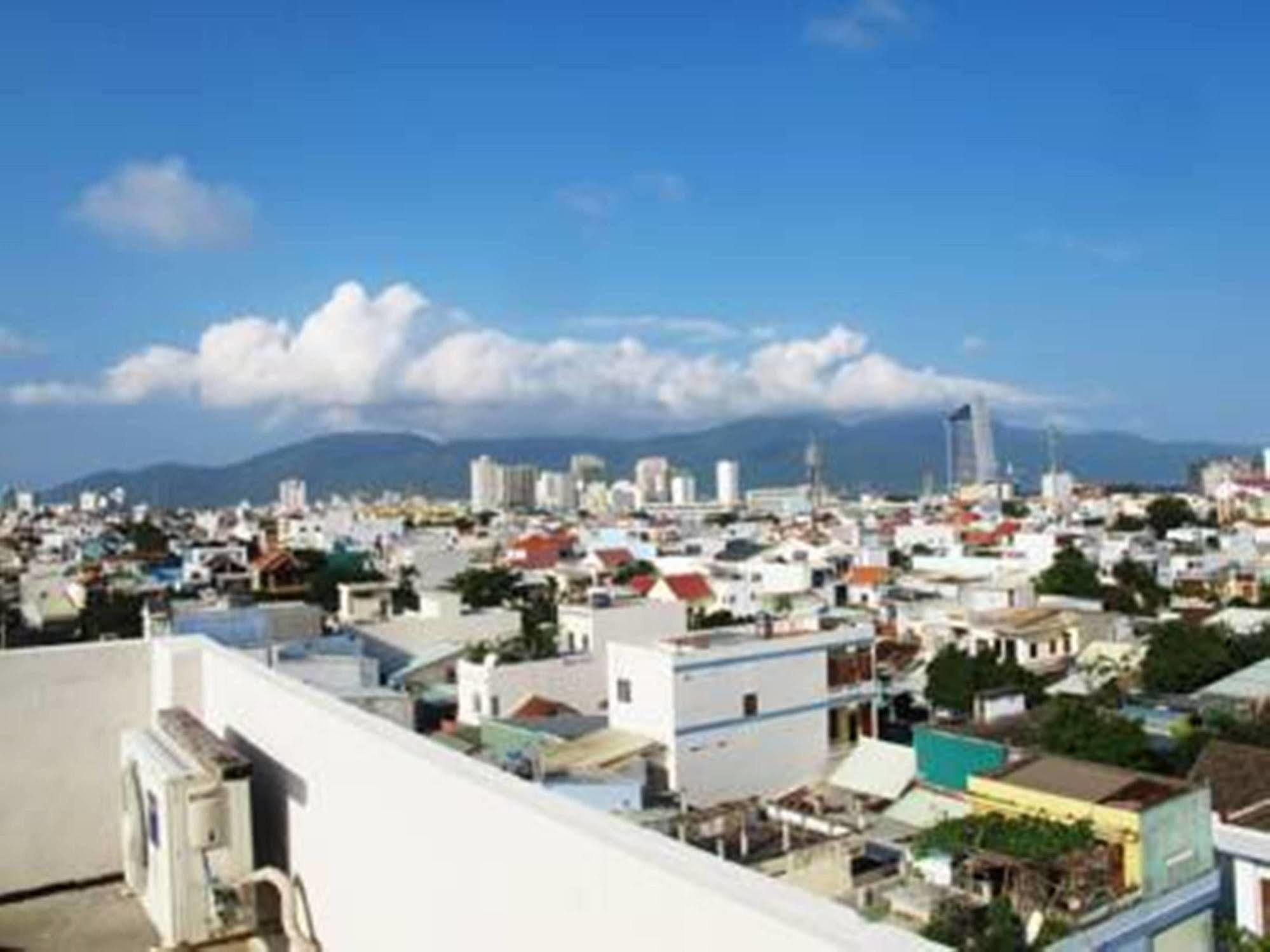 Reddoorz Near Cau Song Han 2 Da Nang Dış mekan fotoğraf