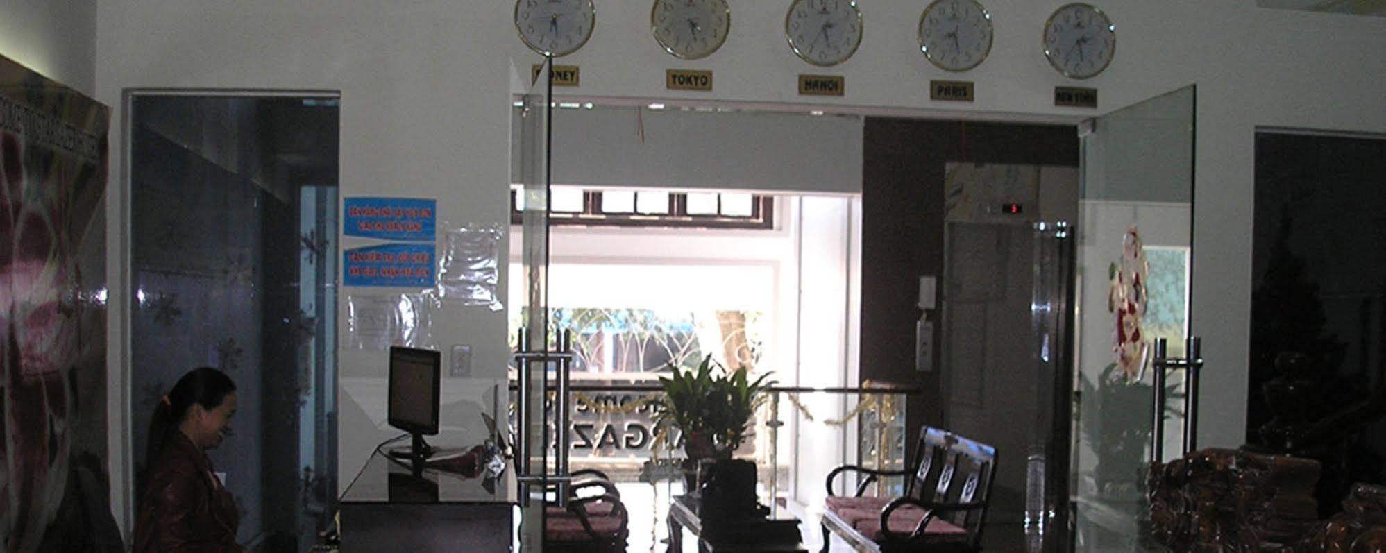 Reddoorz Near Cau Song Han 2 Da Nang Dış mekan fotoğraf